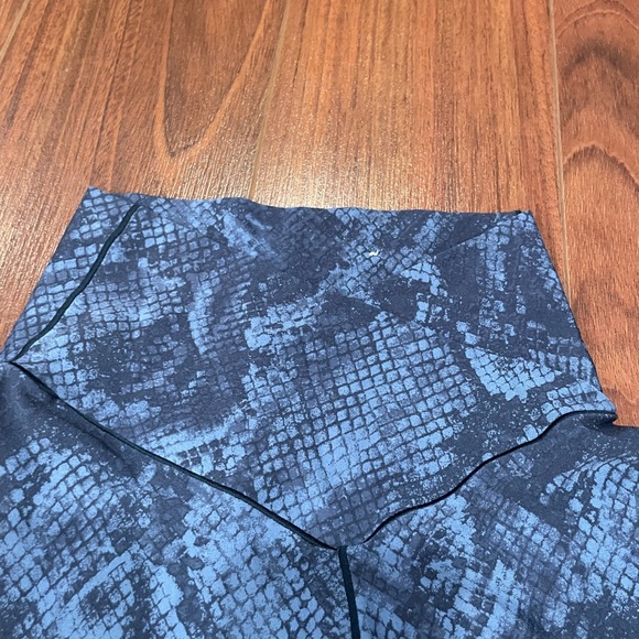 Worn - Picture 2 of 2